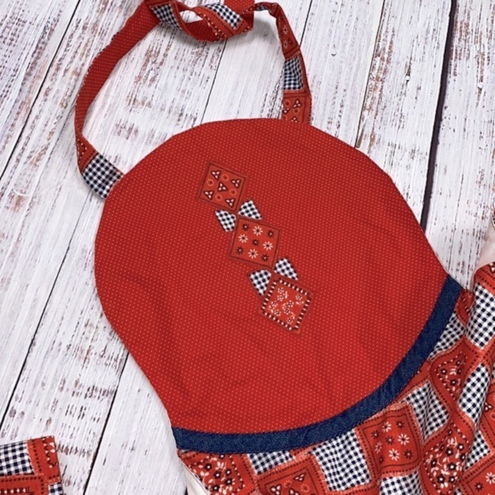 VINTAGE style bandana print apron size small/medium - Picture 6 of 9